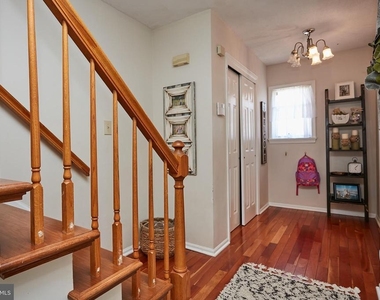 34 Berrien Avenue - Photo Thumbnail 6