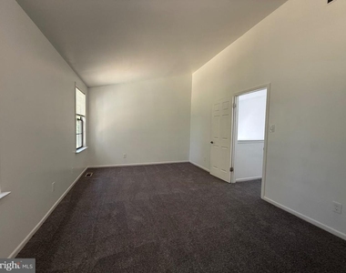 343 Brookdale Boulevard - Photo Thumbnail 10