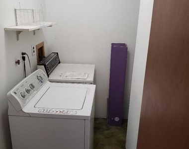 107 W Branch Avenue - Photo Thumbnail 7