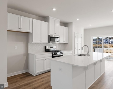 31 Sage Way - Photo Thumbnail 15