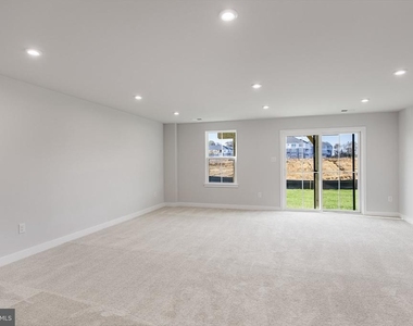 31 Sage Way - Photo Thumbnail 5