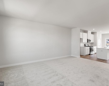 31 Sage Way - Photo Thumbnail 13