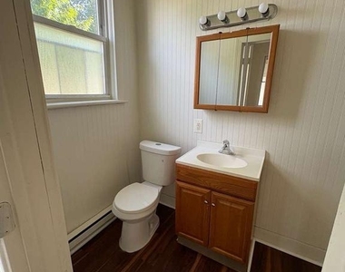 402 Cinnaminson Avenue - Photo Thumbnail 8