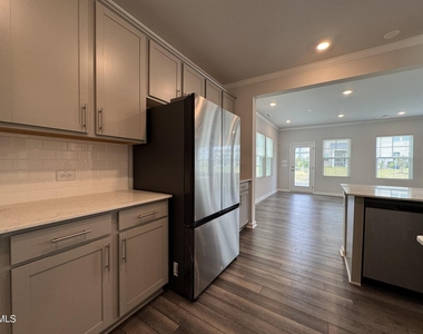 375 Garden Vine Trail - Photo Thumbnail 11
