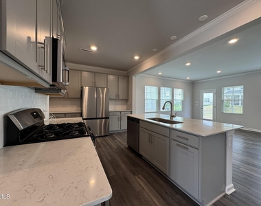 375 Garden Vine Trail - Photo Thumbnail 16