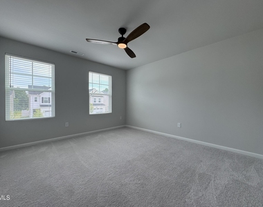 375 Garden Vine Trail - Photo Thumbnail 27