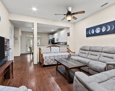 236 Duck Mill Circle - Photo Thumbnail 13