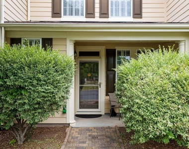 236 Duck Mill Circle - Photo Thumbnail 2