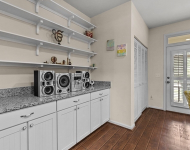 236 Duck Mill Circle - Photo Thumbnail 18