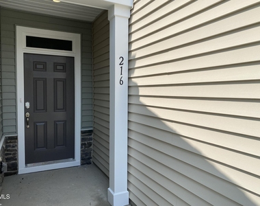 216 Hiking Hl Lane - Photo Thumbnail 2