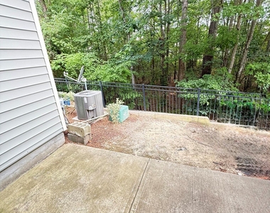 8527 Quarton Drive - Photo Thumbnail 27