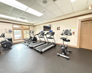8527 Quarton Drive - Photo Thumbnail 37