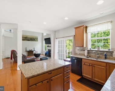 10615 Quaking Aspen Way - Photo Thumbnail 21