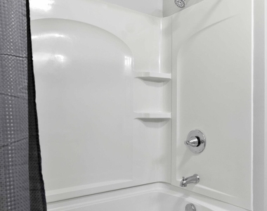 437 Woodsdale Road - Photo Thumbnail 19