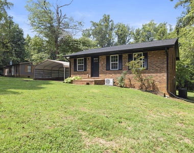 437 Woodsdale Road - Photo Thumbnail 4
