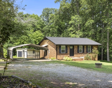 437 Woodsdale Road - Photo Thumbnail 6