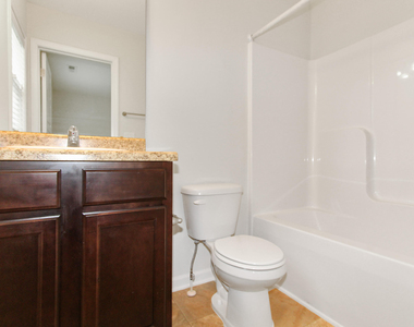 119 Piedmont Place - Photo Thumbnail 4