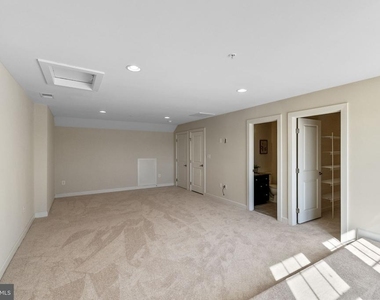 5313 Stream Bank Lane - Photo Thumbnail 25