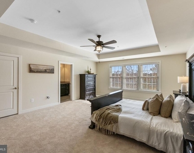 5313 Stream Bank Lane - Photo Thumbnail 17