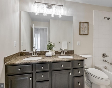 5313 Stream Bank Lane - Photo Thumbnail 21