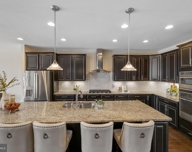 5313 Stream Bank Lane - Photo Thumbnail 10