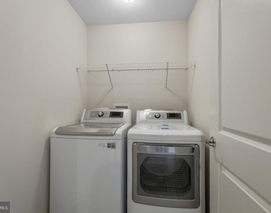 5313 Stream Bank Lane - Photo Thumbnail 30