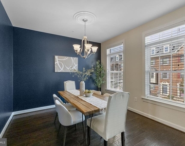 5313 Stream Bank Lane - Photo Thumbnail 12