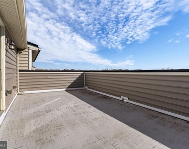5313 Stream Bank Lane - Photo Thumbnail 45