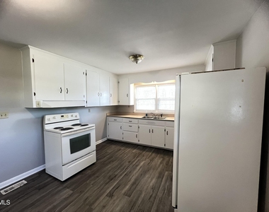 918 Durham Street - Photo Thumbnail 11
