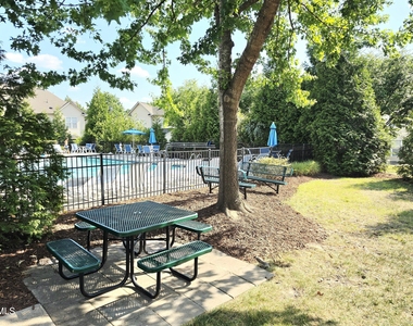 9716 Layla Avenue - Photo Thumbnail 14