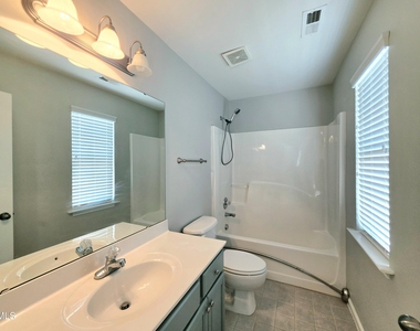 9716 Layla Avenue - Photo Thumbnail 10