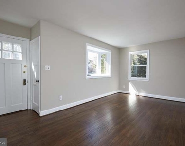 221 Dale Drive - Photo Thumbnail 1