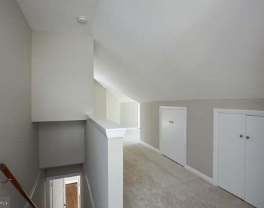 221 Dale Drive - Photo Thumbnail 17