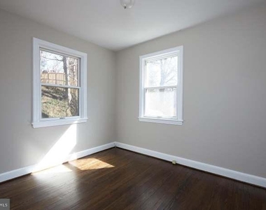 221 Dale Drive - Photo Thumbnail 15