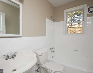 221 Dale Drive - Photo Thumbnail 14