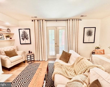 4823 Willett Parkway - Photo Thumbnail 12