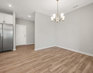 713 Silo Park Drive - Photo Thumbnail 4