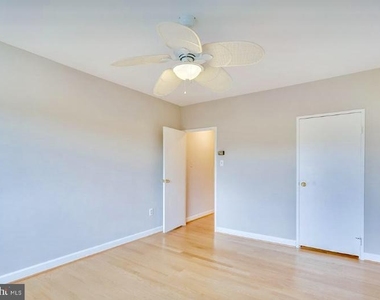 4720 Chevy Chase Drive - Photo Thumbnail 13