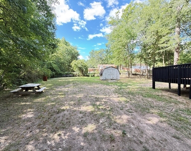 801 Carter Avenue - Photo Thumbnail 22