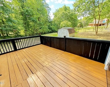 801 Carter Avenue - Photo Thumbnail 20