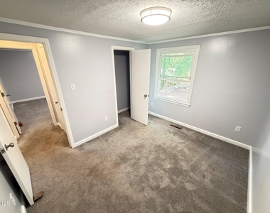 801 Carter Avenue - Photo Thumbnail 16