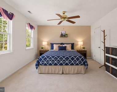 9405 Chatteroy Place - Photo Thumbnail 19