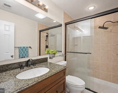 9405 Chatteroy Place - Photo Thumbnail 16