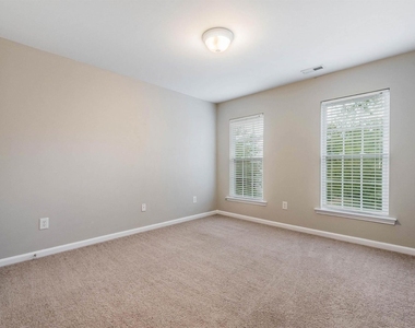 2101 Addenbrock Drive - Photo Thumbnail 18