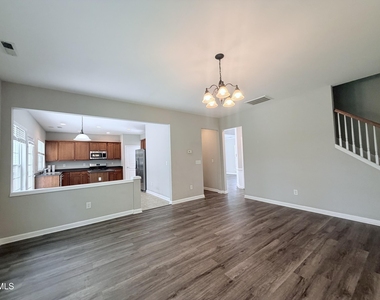 2101 Addenbrock Drive - Photo Thumbnail 3