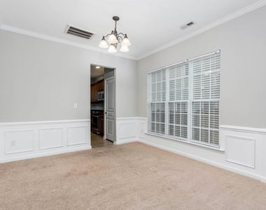 2101 Addenbrock Drive - Photo Thumbnail 5