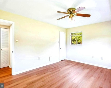 10601 Weymouth Street - Photo Thumbnail 16