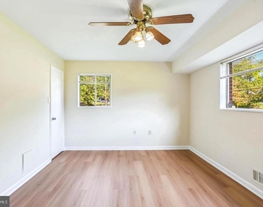 10601 Weymouth Street - Photo Thumbnail 13
