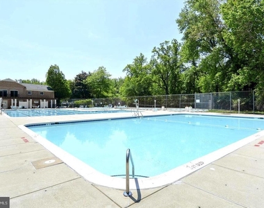 10601 Weymouth Street - Photo Thumbnail 28
