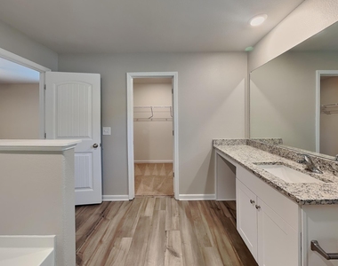 10 Parkers Gate Drive - Photo Thumbnail 8